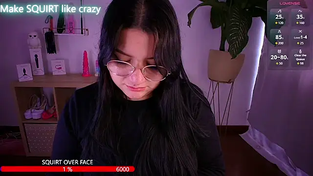 catha cat online show from November 18, 2025, 6:01 pm