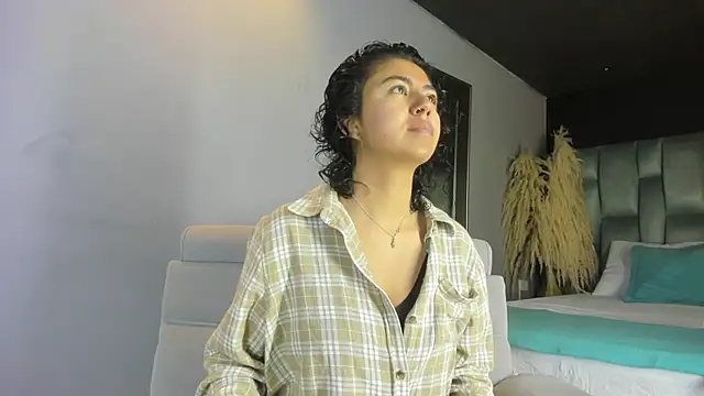 Amareto  online show from February 6, 2025, 11:10 am