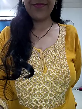 Hot-Shivani online show from February 27, 2025, 7:55 am