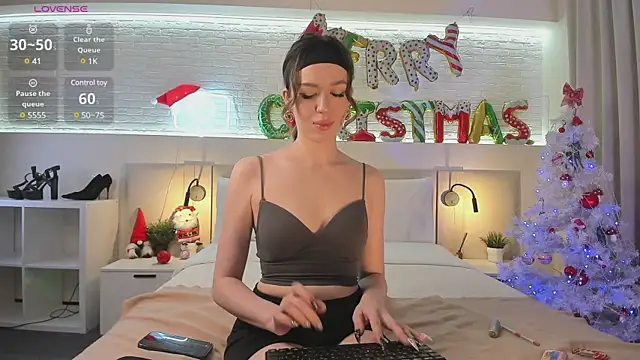 Snapshot of BelovedRuby chatting on December 23, 2024, 2:56 am BelovedRuby online show from December 23, 2024, 2:56 am