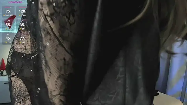 Snapshot of BelovedRuby chatting on January 4, 2025, 3:07 am BelovedRuby online show from January 4, 2025, 3:07 am