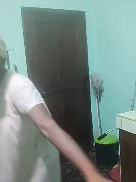 Snapshot of Kunchiii chatting on February 26, 2026, 3:33 pm Kunchiii online show from February 26, 2026, 3:33 pm