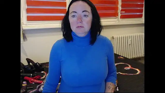 Alexie33 online show from October 20, 2025, 6:25 am