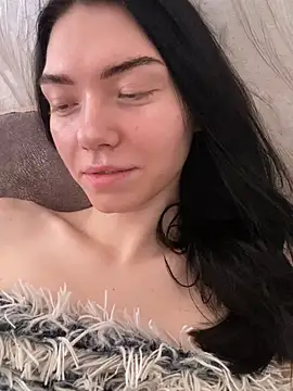 Lisaaa Alisa online show from February 18, 2025, 3:21 am