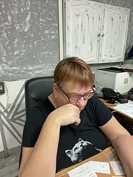 Klio5678 online show from December 18, 2025, 7:20 pm