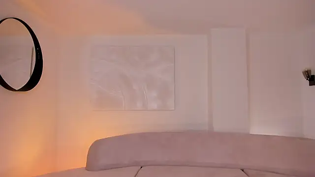 DominiqueVega online show from December 24, 2024, 9:33 pm