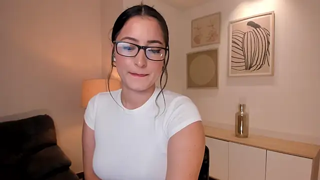 Snapshot of DominiqueVega chatting on January 15, 2026, 8:45 pm DominiqueVega online show from January 15, 2026, 8:45 pm