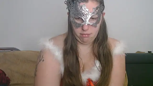 Snapshot of FrancaiseLynne chatting on December 22, 2025, 5:32 pm FrancaiseLynne online show from December 22, 2025, 5:32 pm