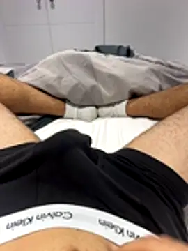 h0rnyguy001 online show from October 17, 2025, 6:05 am