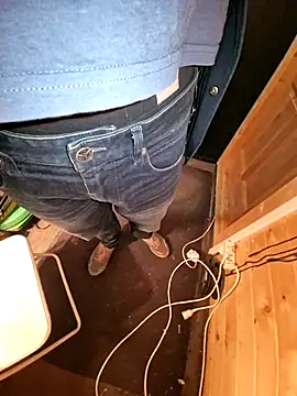 Lorent6969 online show from November 9, 2025, 8:18 pm