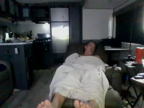 Snapshot of lateniter chatting on December 13, 2025, 7:53 pm lateniter online show from December 13, 2025, 7:53 pm