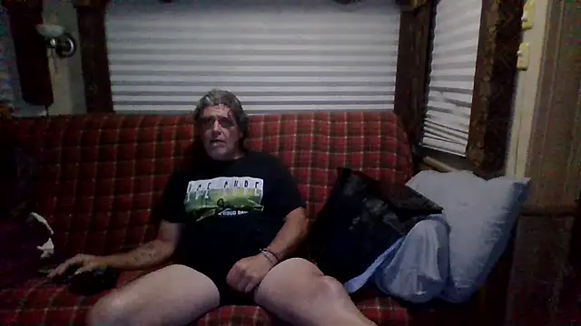 lateniter online show from May 17, 2026, 4:10 am