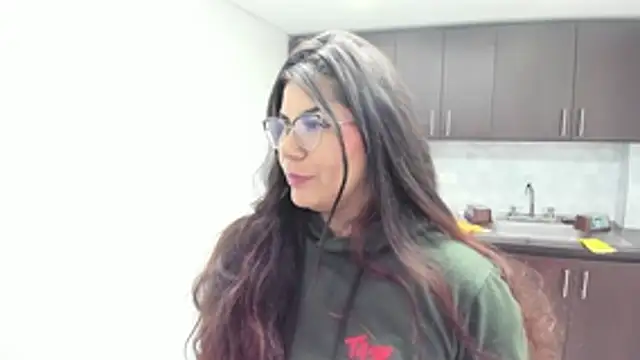 Luna Dumont online show from October 14, 2025, 11:11 am