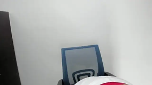 Luna Dumont online show from January 17, 2026, 11:15 am