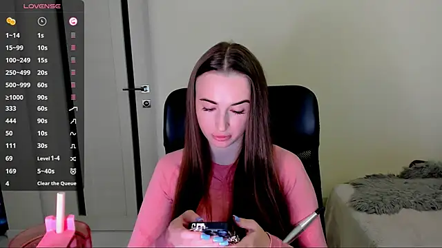 Kimmberr online show from October 23, 2025, 4:45 am