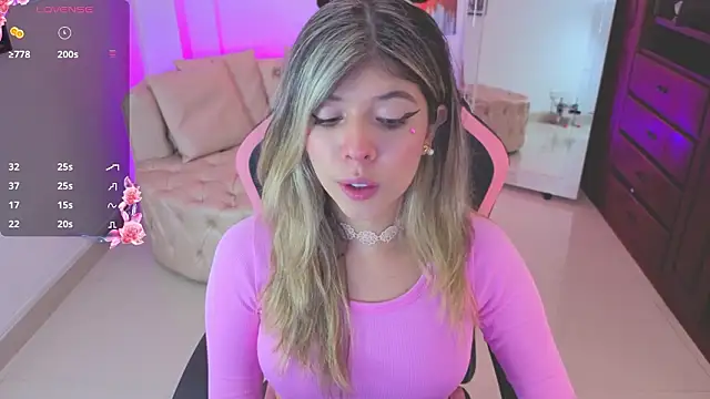 Snapshot of NATAASHA___ chatting on January 14, 2026, 3:23 am NATAASHA online show from January 14, 2026, 3:23 am