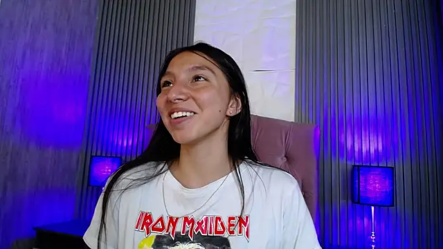 Snapshot of kendall_saenz chatting on March 13, 2025, 7:50 pm kendall saenz online show from March 13, 2025, 7:50 pm
