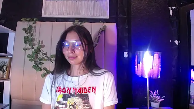 Snapshot of kendall_saenz chatting on October 2, 2025, 7:32 pm kendall saenz online show from October 2, 2025, 7:32 pm