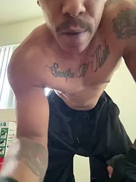 Snapshot of MidnightFlexxx chatting on December 10, 2024, 4:06 pm MidnightFlexxx online show from December 10, 2024, 4:06 pm