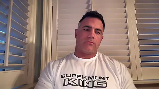 Snapshot of Bad_daddy21 chatting on October 27, 2025, 2:10 pm Bad daddy21 online show from October 27, 2025, 2:10 pm