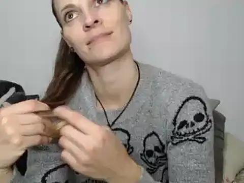 Snapshot of naikah714 chatting on December 7, 2024, 4:47 pm naikah714 online show from December 7, 2024, 4:47 pm