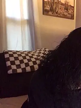 SidneyRaee online show from November 17, 2025, 7:19 pm