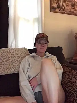 Snapshot of SidneyRaee chatting on March 24, 2026, 5:51 pm SidneyRaee online show from March 24, 2026, 5:51 pm