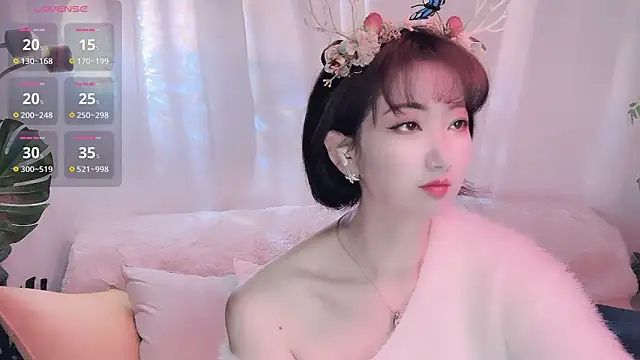 Snapshot of Mist_lili chatting on December 25, 2024, 12:47 pm Mist lili online show from December 25, 2024, 12:47 pm