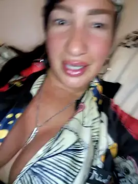 Snapshot of TheGoddessBianca chatting on December 3, 2024, 4:06 pm TheGoddessBianca online show from December 3, 2024, 4:06 pm