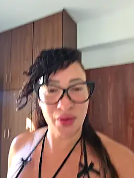 Snapshot of TheGoddessBianca chatting on September 17, 2025, 6:15 am TheGoddessBianca online show from September 17, 2025, 6:15 am