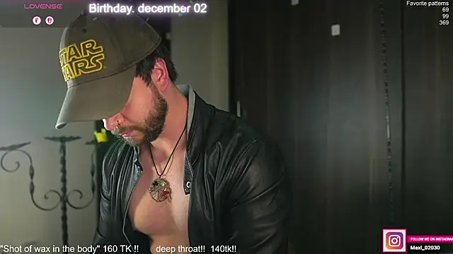 Snapshot of just_maxii chatting on November 20, 2025, 11:37 pm just maxii online show from November 20, 2025, 11:37 pm