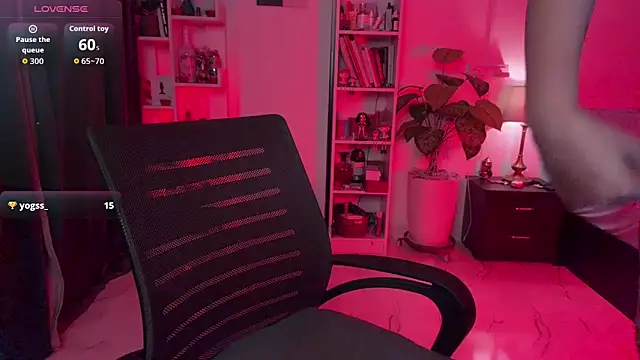 Snapshot of sumana24 chatting on November 22, 2025, 9:30 am sumana24 online show from November 22, 2025, 9:30 am