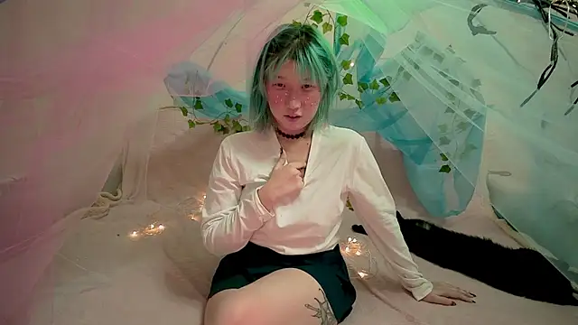 Akemilun online show from October 26, 2025, 6:47 pm