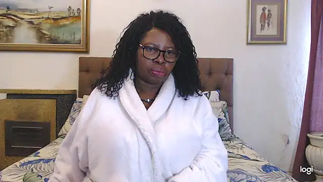 OmegaLipps online show from May 21, 2026, 1:40 pm