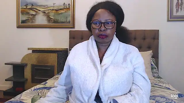 OmegaLipps online show from May 27, 2026, 3:47 am