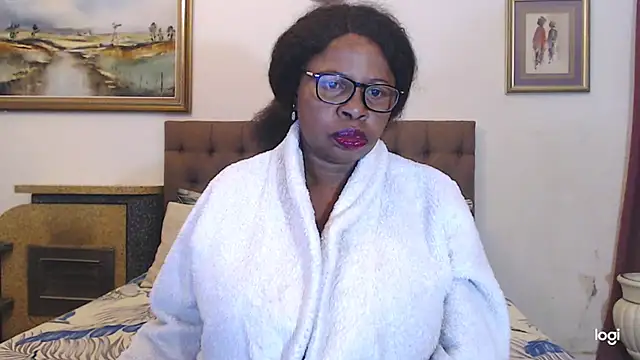 OmegaLipps online show from May 27, 2026, 7:55 pm