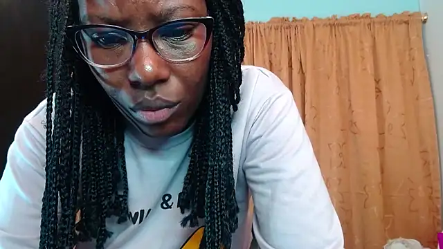 Snapshot of Sara_Marks chatting on March 10, 2026, 10:53 am Sara Marks online show from March 10, 2026, 10:53 am