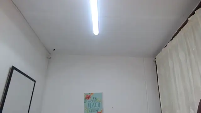 Snapshot of Sara_Marks chatting on April 11, 2026, 11:47 am Sara Marks online show from April 11, 2026, 11:47 am