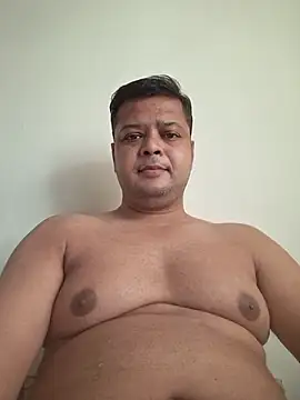 dirtybearr online show from November 5, 2025, 5:07 am