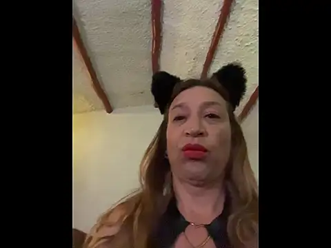 Snapshot of Gikitrans76 chatting on March 8, 2026, 3:43 am Gikitrans76 online show from March 8, 2026, 3:43 am