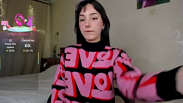 Snapshot of AishaGold chatting on February 28, 2026, 8:10 pm AishaGold online show from February 28, 2026, 8:10 pm