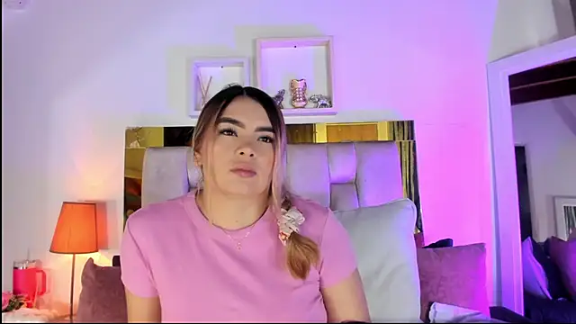 emmy r online show from November 28, 2025, 12:08 pm