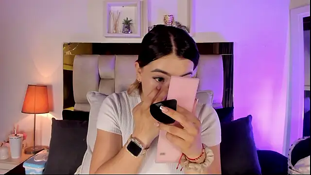 emmy r online show from March 26, 2026, 12:11 pm