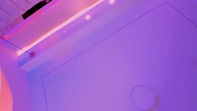 Snapshot of VioletaAbel chatting on January 11, 2026, 11:37 am VioletaAbel online show from January 11, 2026, 11:37 am