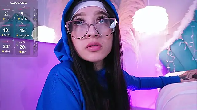 EriKlein online show from December 3, 2025, 8:40 pm