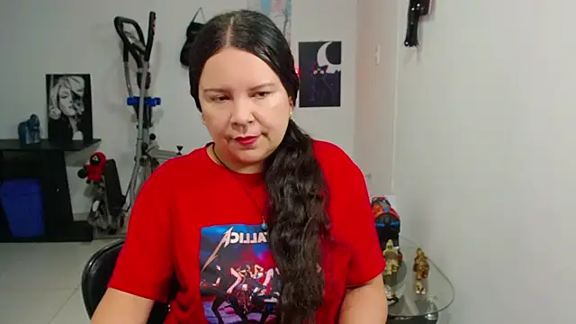claryssa  online show from May 30, 2026, 5:37 am