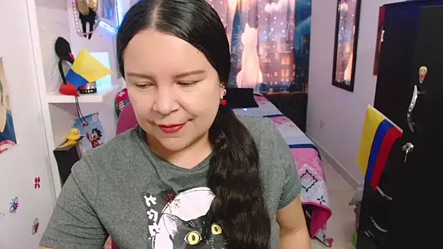 claryssa  online show from July 10, 2026, 10:01 pm