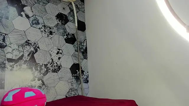 grandmother milf online show from March 14, 2026, 2:55 pm