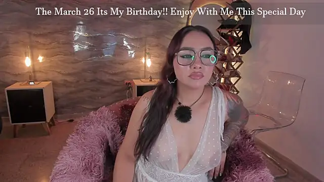 samara smithh online show from March 24, 2026, 3:44 am