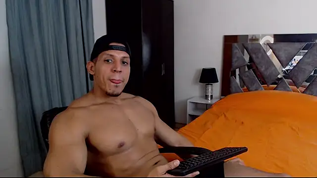 Snapshot of Frank_heaven01 chatting on March 3, 2026, 5:08 pm Frank heaven01 online show from March 3, 2026, 5:08 pm